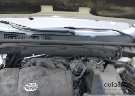 2018 Toyota Highlander Xle из США, поврежденный, VIN 5TDJZRFH3JS877401